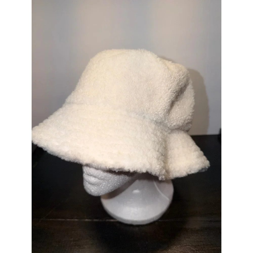 PINK Victoria's Secret Sherpa Bucket Hat Cream Off White Shearling‎ OSFM